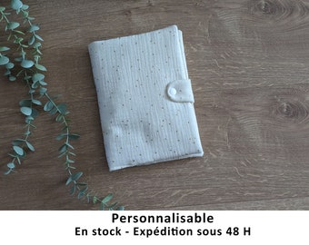 Protège carnet de santé personnalisé, Protège carnet en double gaze personnalisable, cadeau naissance, baby shower, écrue