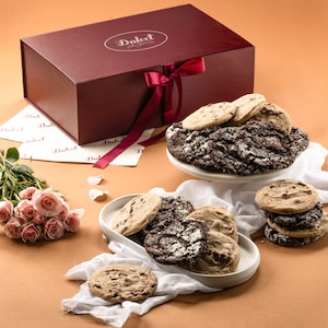 Peanut Butter Chocolate Chip Cookies Gift Box | Classic Gourmet Cookies | Cookie Gift Set | Homemade Dessert | All-Occasion Gift