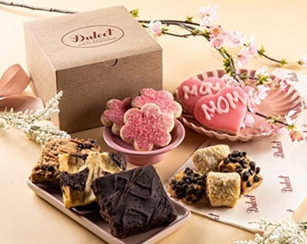 Mom Sweet Kraft Gift Box Featuring Gourmet Baked Treats Cookies, Brownies,Rugelah Beautiful Gift Idea for Women on Mother's Day