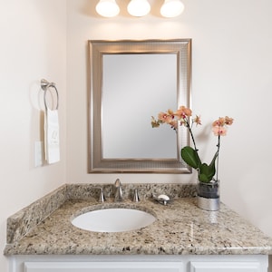 Elegant Gold &#39;Edinburgh&#39; Wall Mirror