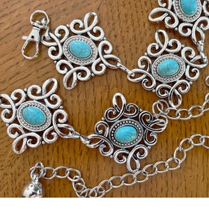 Ceinture concho imitation turquoise en métal argenté