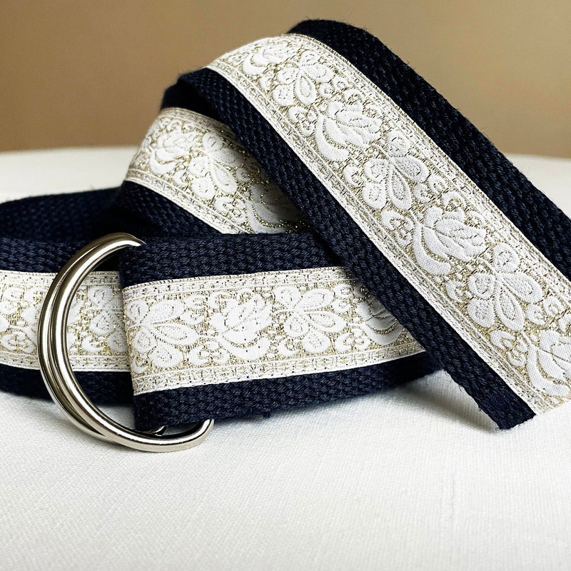 Medium D-Ring Belt Blanche main image 1