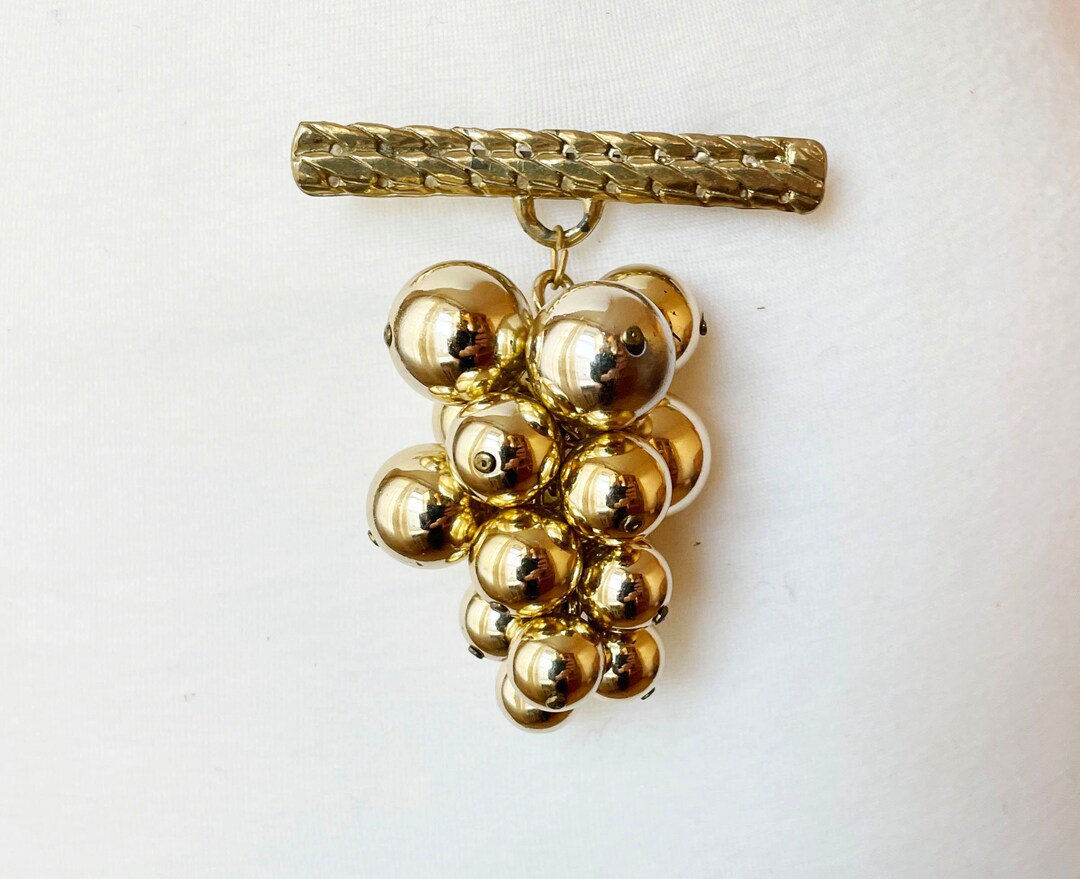 Broche Grappe De Raisin En Métal Doré Avec Perles Blanches Et Strass - Neuf Sans Emballage