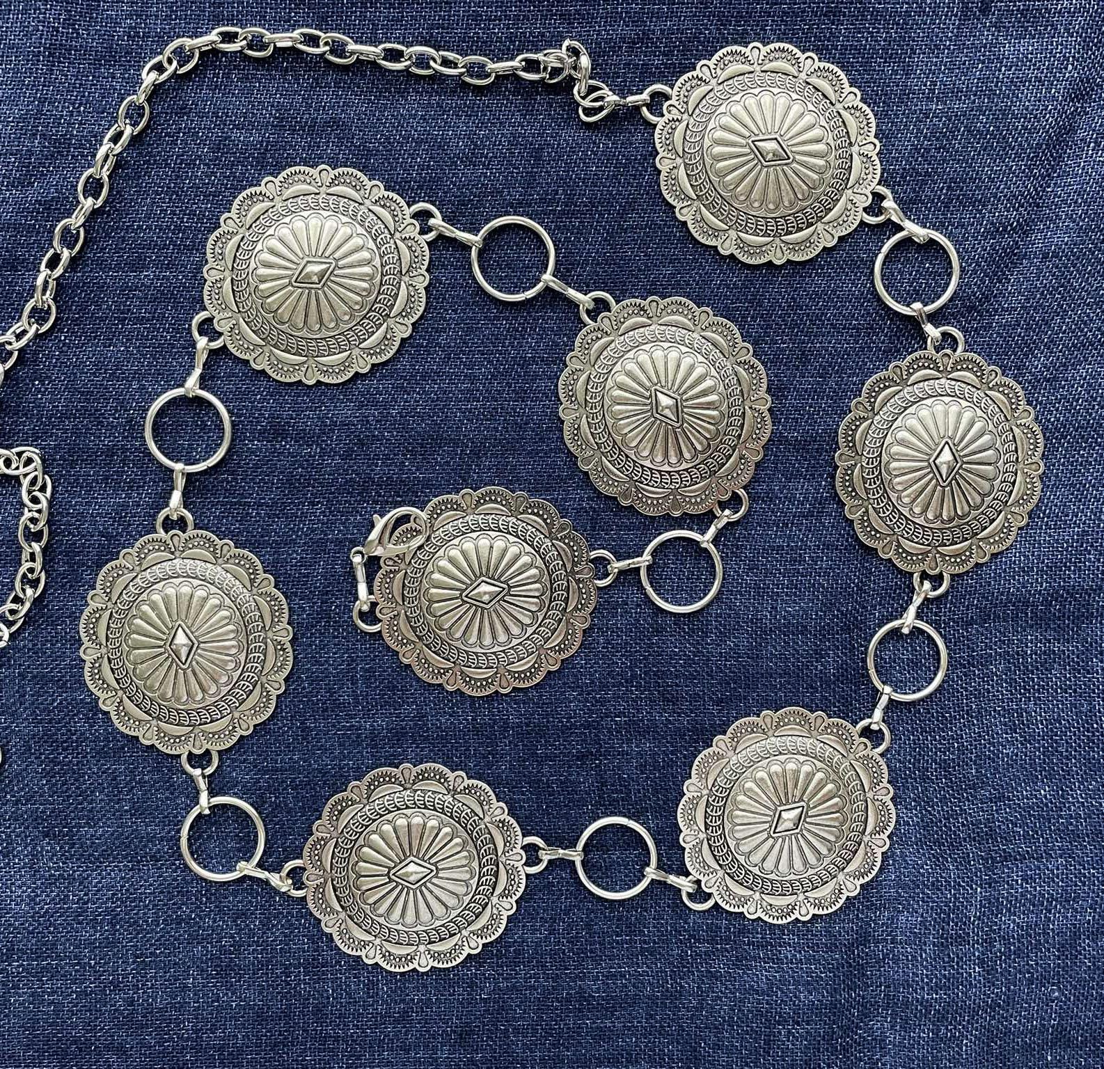 Western Concho Belt Silvertone Adjustable Metal Chain Silver One Size Fits ❤️ Concho Belt Silver One Size Belts for Women for sale | eBay main image 2