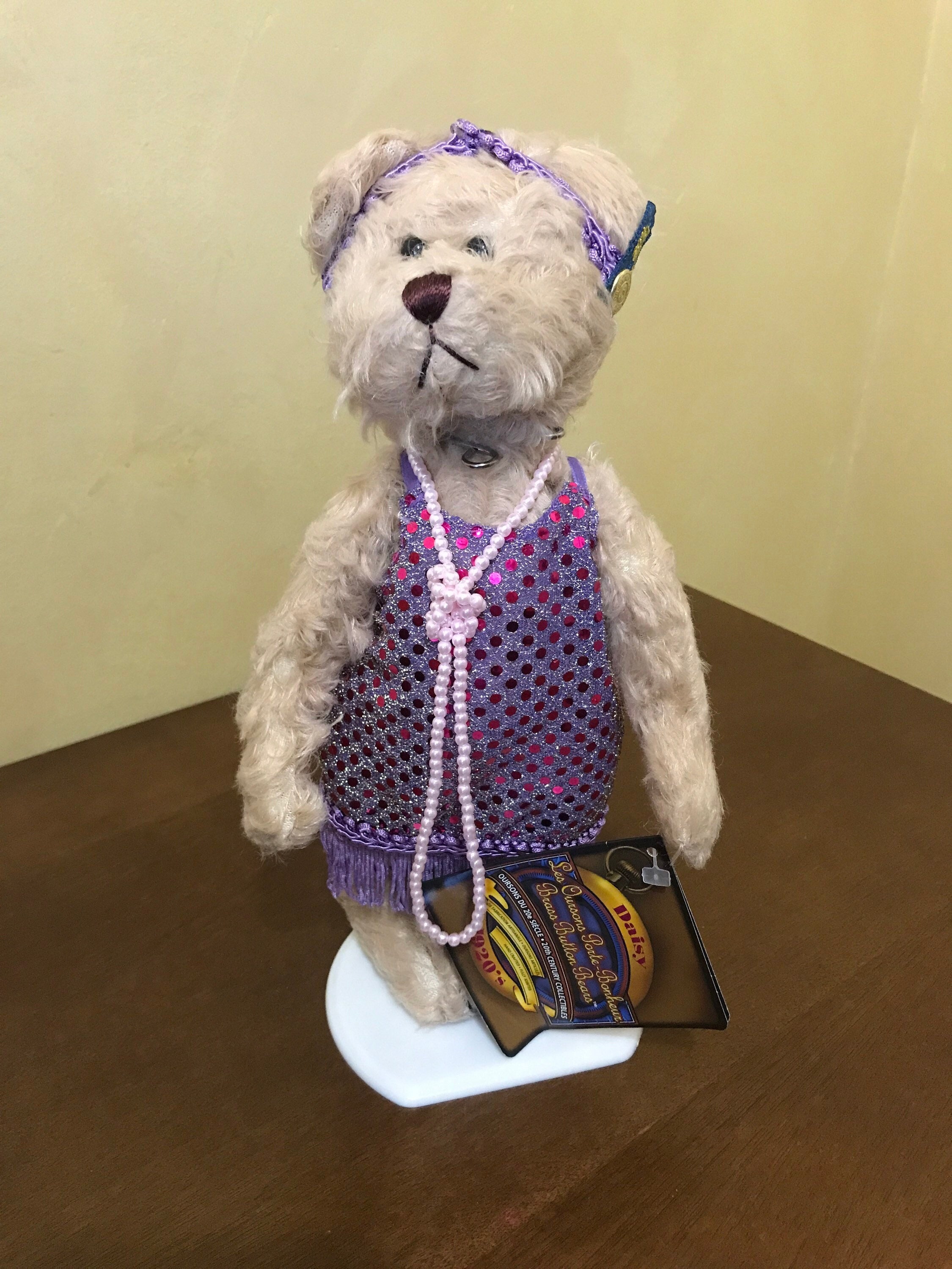 Daisy 1920s Flapper Girl Bear 1999 Pickford Brass Button