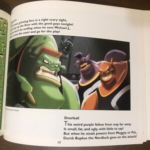 Pode incluir: Uma ilustra&ccedil;&atilde;o de banda desenhada de quatro personagens de desenhos animados. As personagens s&atilde;o verdes, roxas e laranja. Elas usam uniformes de basquete e t&ecirc;m express&otilde;es amea&ccedil;adoras em seus rostos. O texto "Overleaf: This weird purple fellow from way far away Is small, fat, and ugly, with little to say! But when he steals powers from Muggsy or Pat, Dumb Bupkus the Nerdluck goes on the attack!" est&aacute; impresso abaixo da imagem.