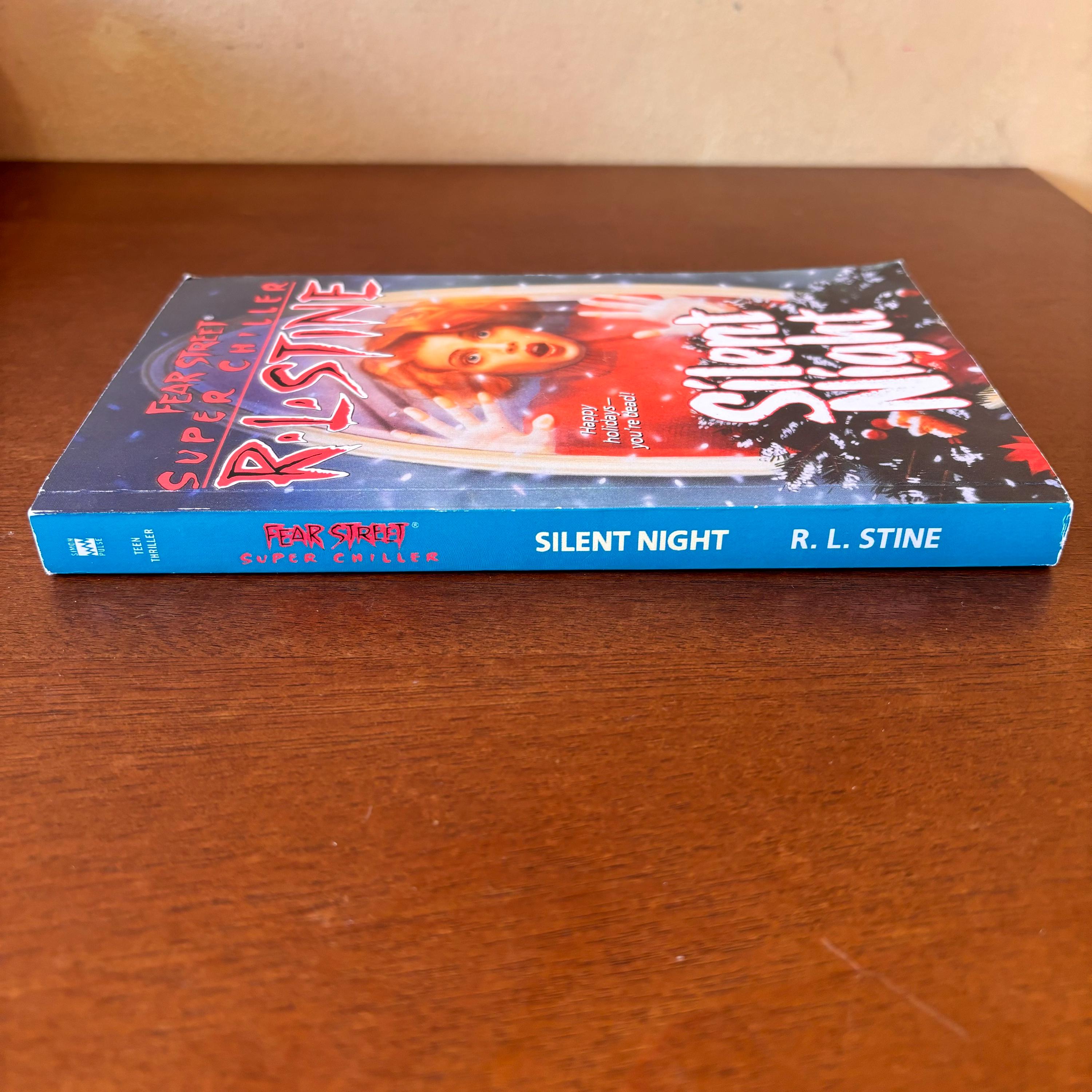 R.L. Stine Silent Night コレクターズエディション Silent Night Collection - Choose a Fear Street Book