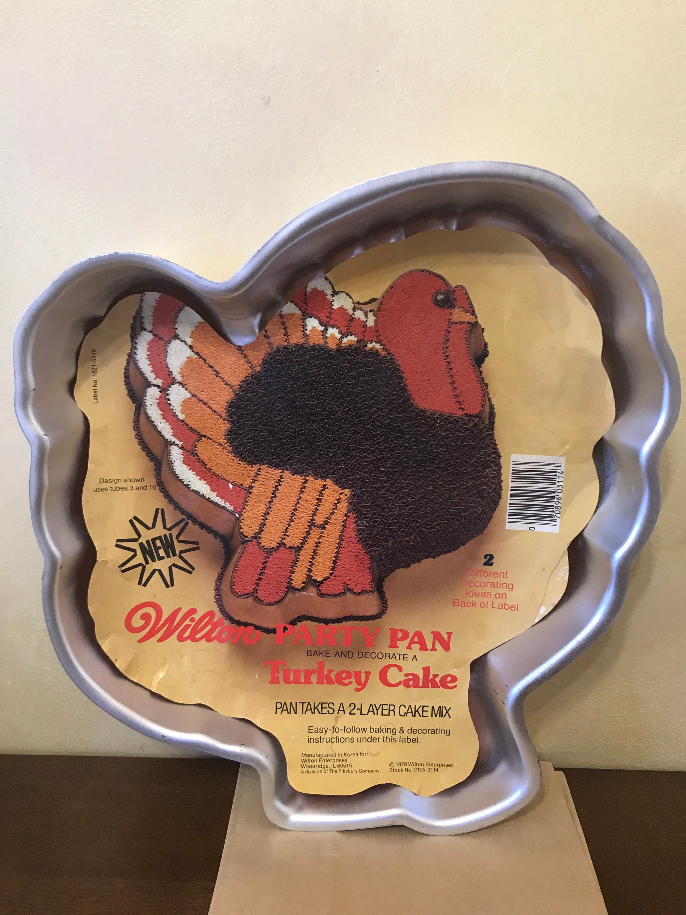 Wilton Vintage Party Pan Turkey Cake, Thanksgiving Cake Pan,turkey Gobbler  Cake, Start a Tradition. Fall Baking. 