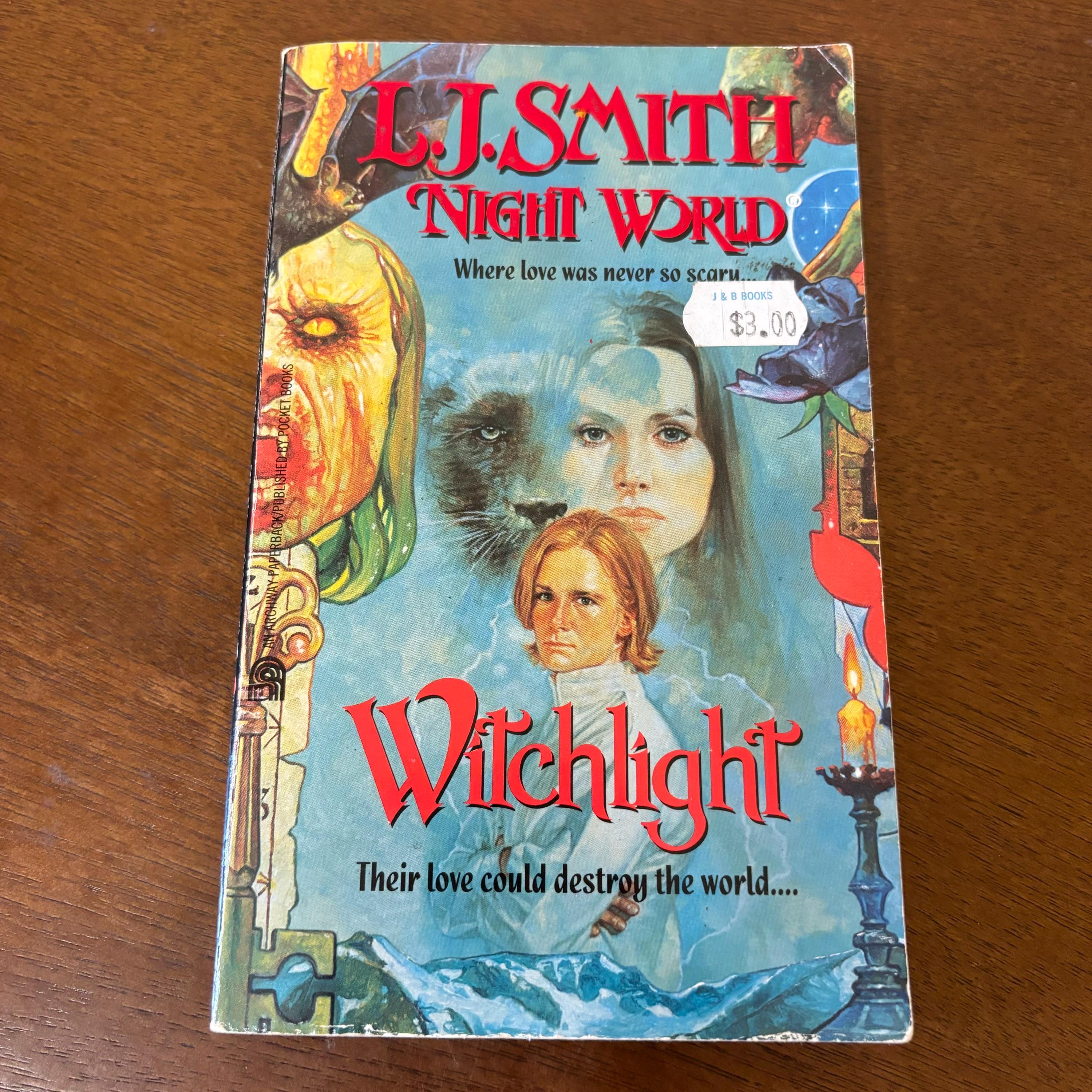 L.J. Smith Night World Witchlight 1998 First Archway