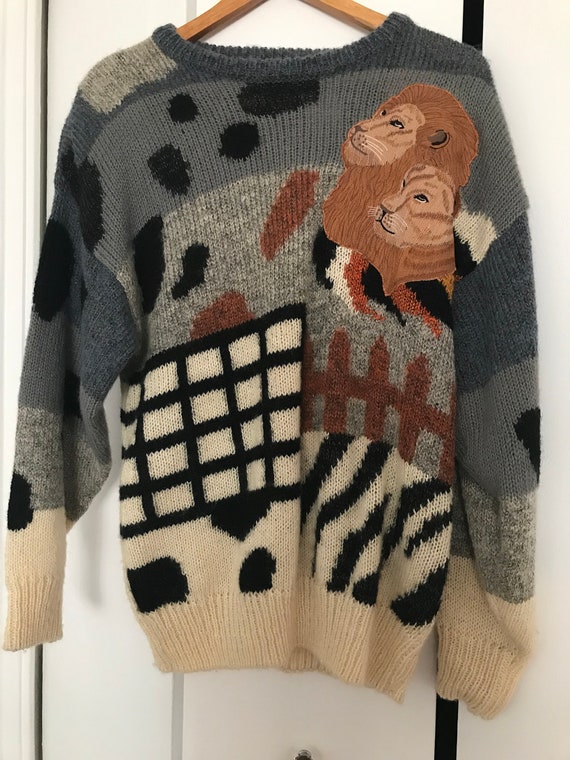 Vintage Lion Appliqué Sweater Size Medium | Vinta… - image 1