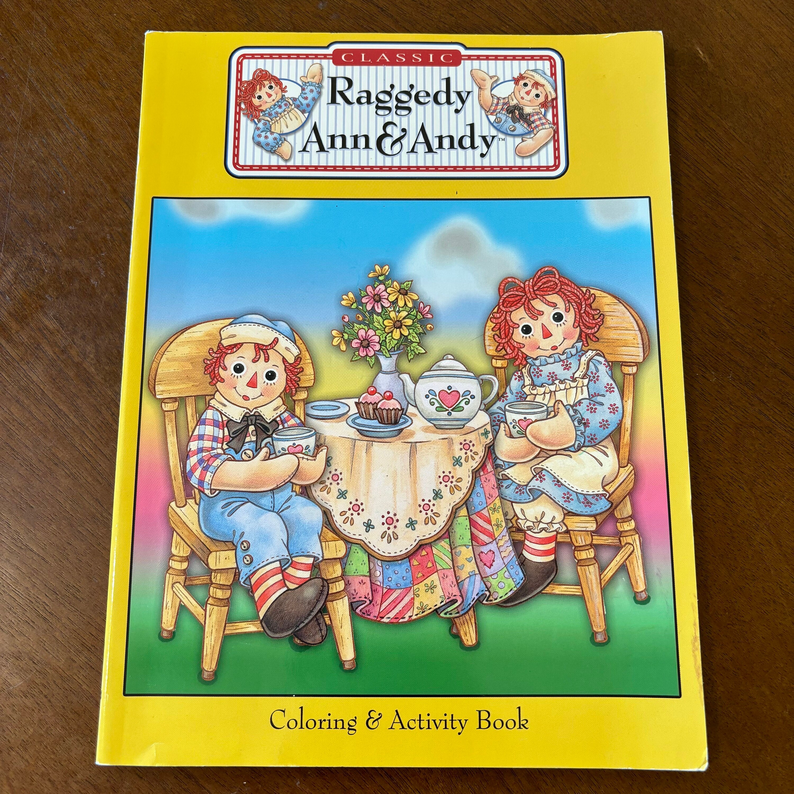 2002 Classic Raggedy Ann and Andy Coloring and Activity Book