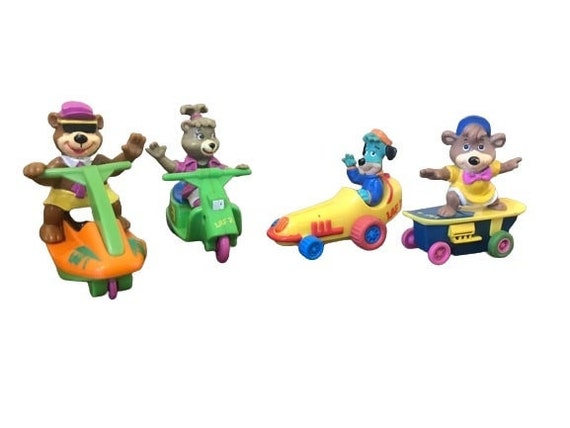 1991 Hanna Barbera Yogi Bear and Friends Jet Ski Pull Back LAF 1