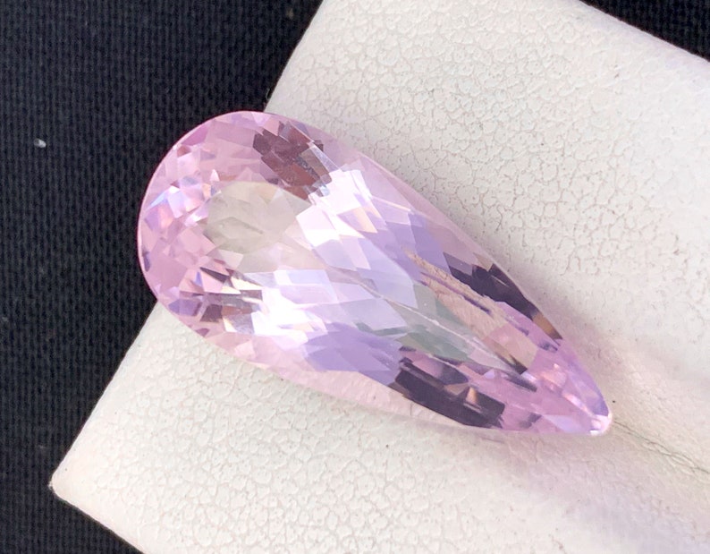 16.5 Carat Natural Pink Kunzite Gemstone Flawless Clarity Top Quality Perfect Pear Cut 29x11x10 MM