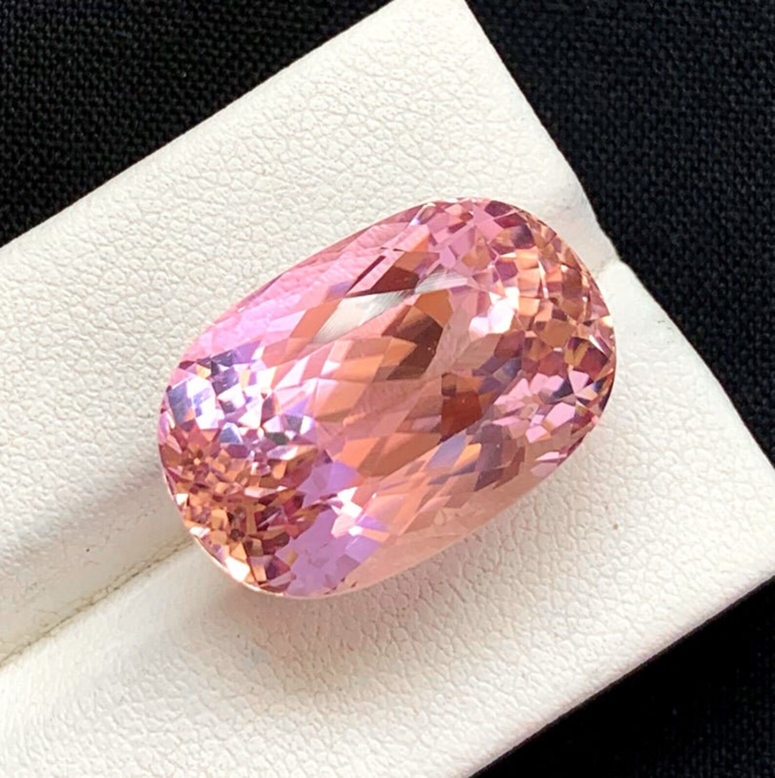 Natural Hot Pink Kunzite Gemstone 32 CT Top Quality Prince Etsy