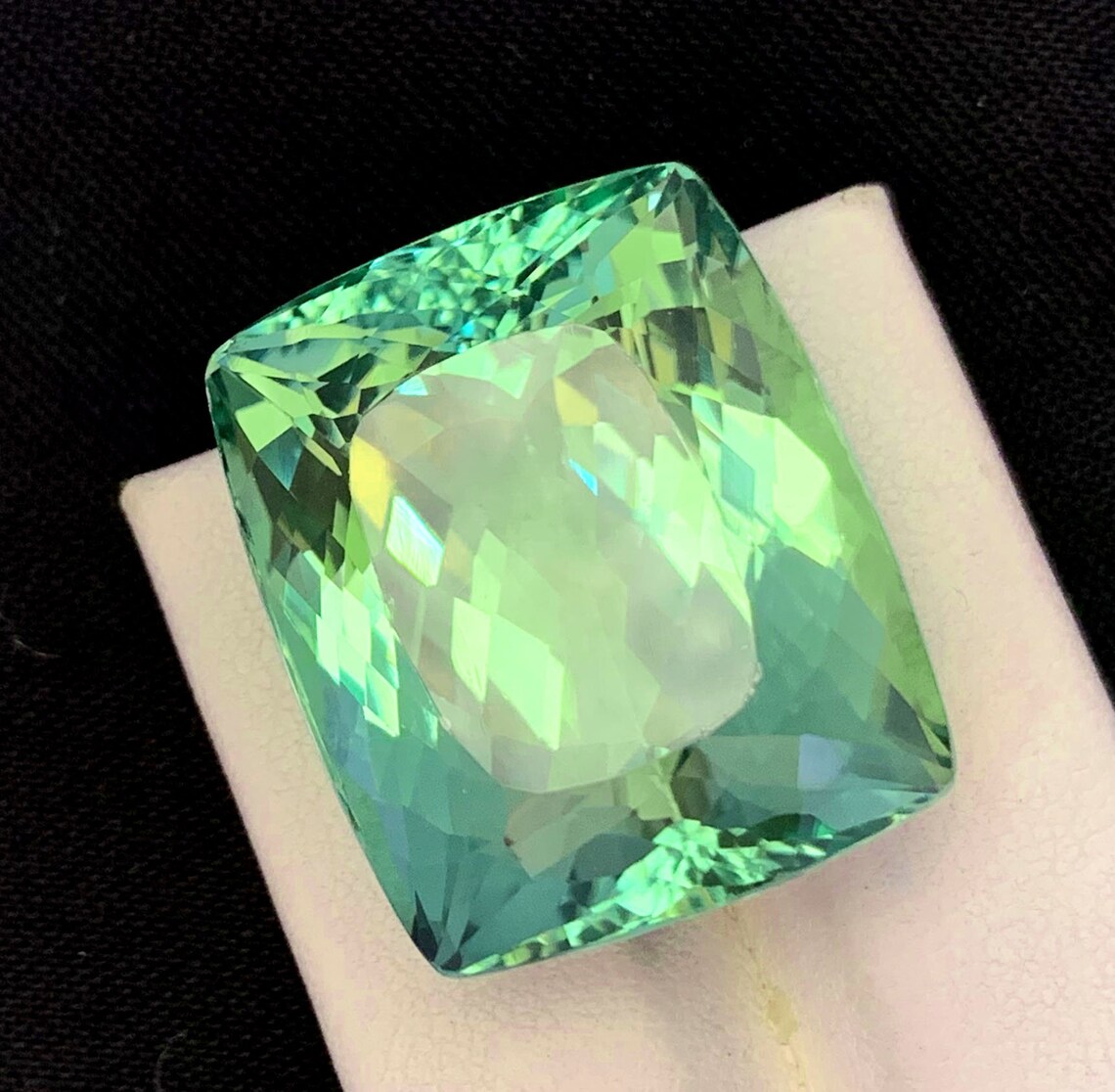 Pierre précieuse verte kunzite de qualité supérieure coupe | Etsy