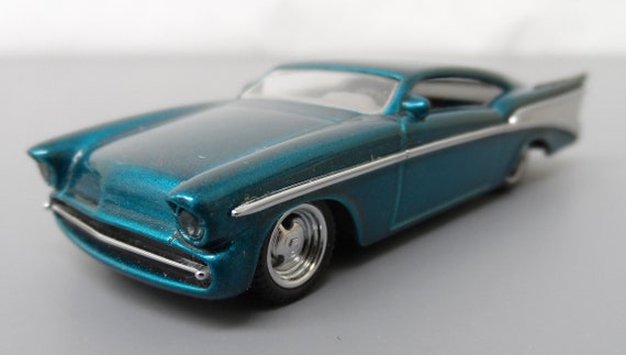 Hot Wheels Custom Rods Boyd Coddington Chezoom 15328 1/64 - Etsy
