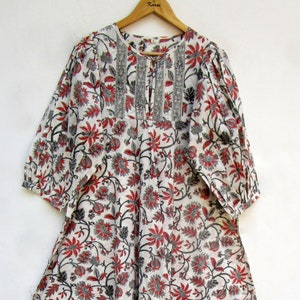 casual picnic wear women printed maxi dress - Henley neckline with buttons maxi dress - 3/4th sleeve with buttons maxi dress