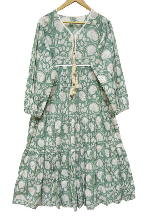 long boho and hippie Indian maxi dress - v neckline with tassel summer look dress - long sleeve women maxi