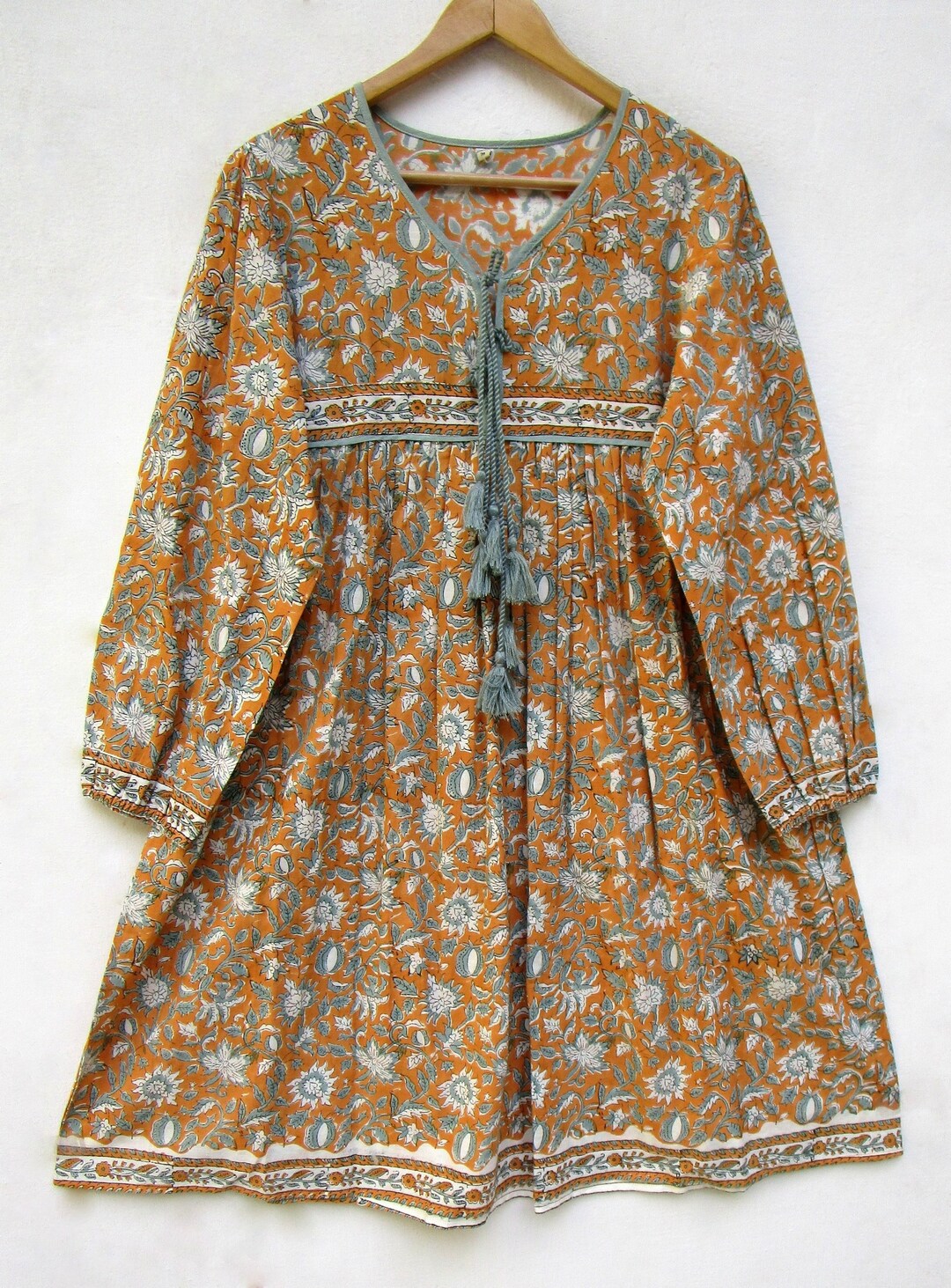 Carotte orange fleur piège imprimé coton mini maxi robe v cou avec ...