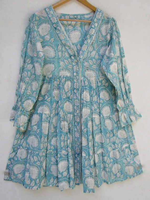 Beautiful Floral-Print Long Sleeve Deep V Neck Bohemia Blouses Beautiful Floral-Print Long Sleeve Deep V Neck Bohemia Blouses