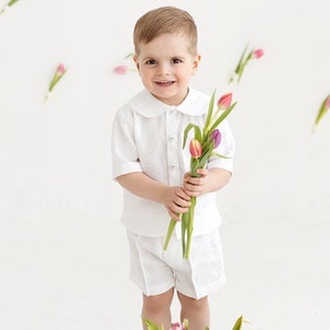 Weißer Leinenanzug für kleine Jungen, Button-Down-Shirt mit kurzen Ärmeln und Shorts, Rundkragen-Top und Hosen-Outfit, klassischer Baby-Smoking