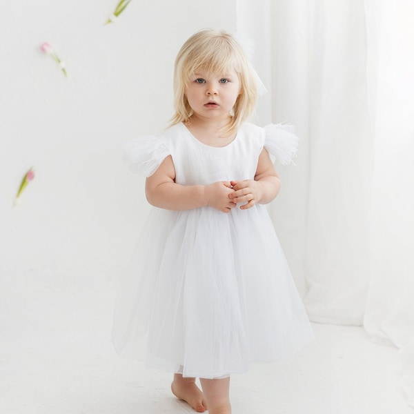 White open back linen baby girl dress, below knee tulle tutu gown with ribbon, lace outfit with short sleeves and feathers, backless dress