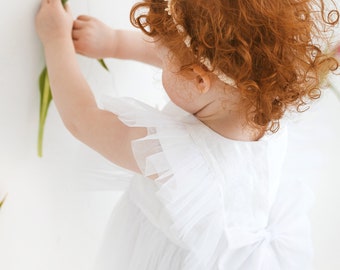 Robe bébé fille en tulle blanc sans manches, robe tutu sous le genou avec ruban, tenue sans manches en lin à volants avec bordure à volants, vêtements superposés