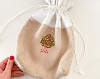 Small linen bag with hand embroidered Christmas tree, Personalised pouch with name, Natural sack with strings, Minimalistic gift packing