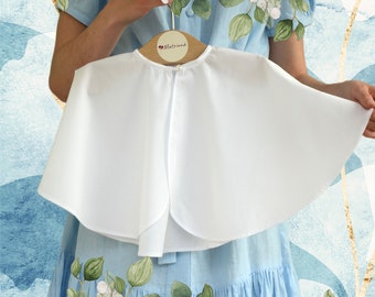 Cape en coton blanc, Boléro pour tout-petits à col rond avec fermeture à bouton, Manteau en tissu pour enfants avec dentelle, Manteau pour filles et garçons, Cape bébé à capuche