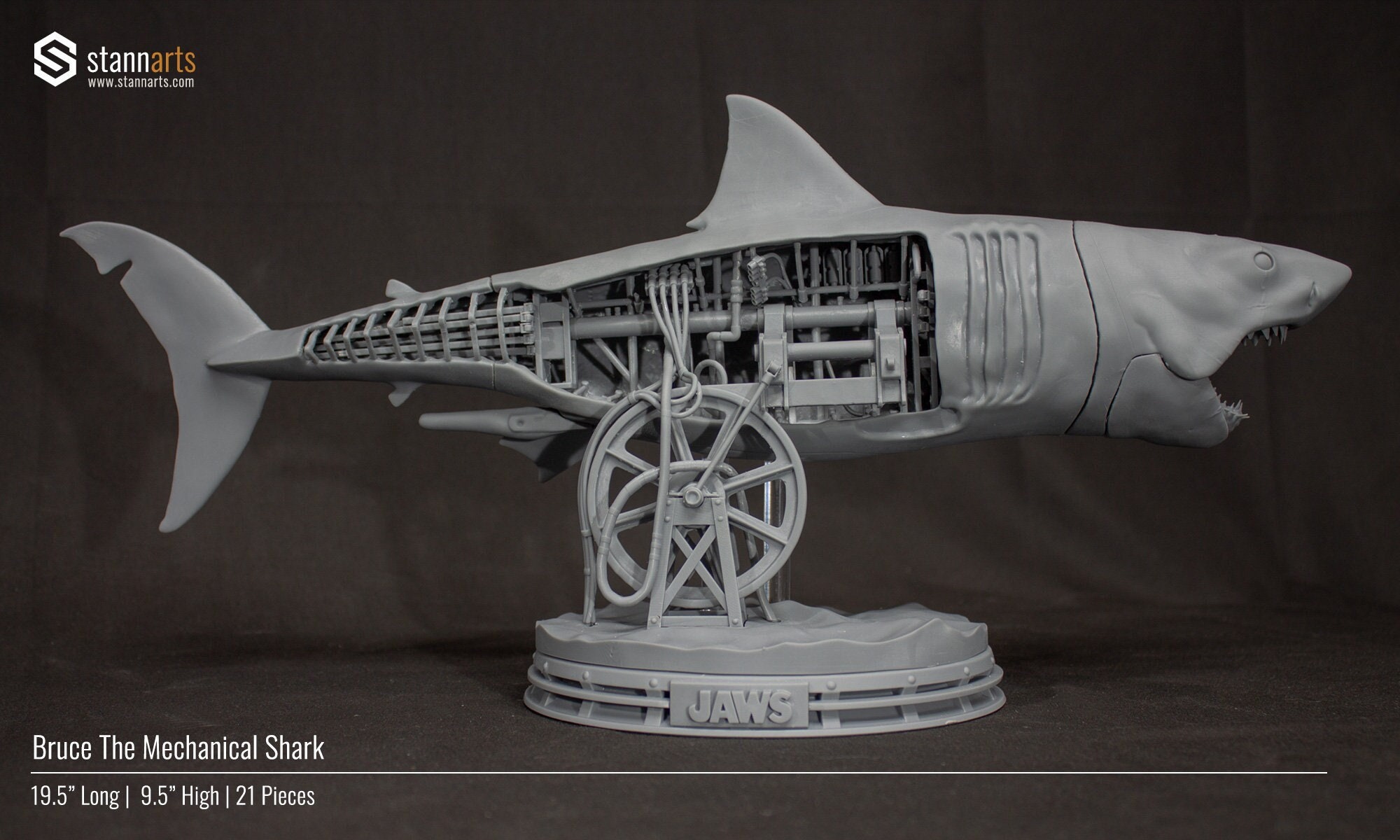 JAWS - Bruce The Mechanical Shark Resin Kit - Etsy 日本