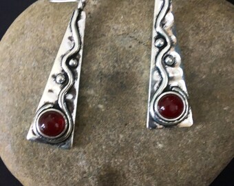 Orecchini tribali in argento, orecchini boho in argento, orecchini indiani zingari, orecchini aztechi, orecchini del Rajasthan, orecchini tibetani