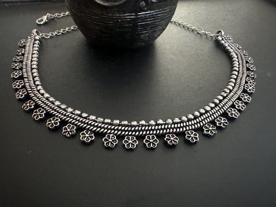 I Jewels Women's Oxidized Silver Ethnic Choker Necklace Set - Indian Bollywood Traditional Jewelry With Earrings