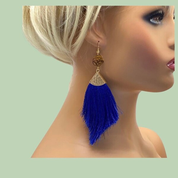 Earrings with long silky pompoms | Extravagant earrings | Choice between 5 tassel colors (NBC-317)