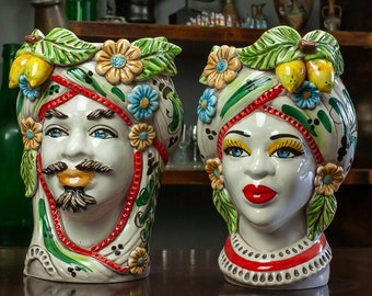 Sicilian Ceramics "Head Vases" - Sicilian ceramic dark brown heads with fruit decoration L. 19 X H. 27 cm