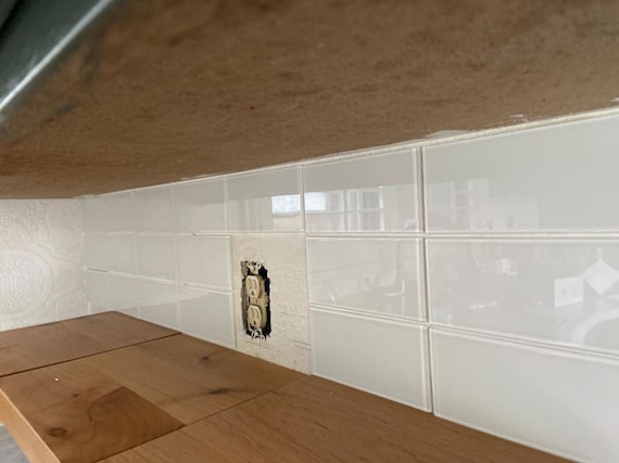 3 x 6 White Subway Backsplash Tiles Art3d 40-Piece Peel and Stick Glass Tiles for Kitchen Backsplash 