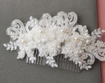 Ivory Lace Bridal Hair Comb with Pearls: Floral Wedding Headpiece, Leaf Bridal Hair Pin Bridesmaid