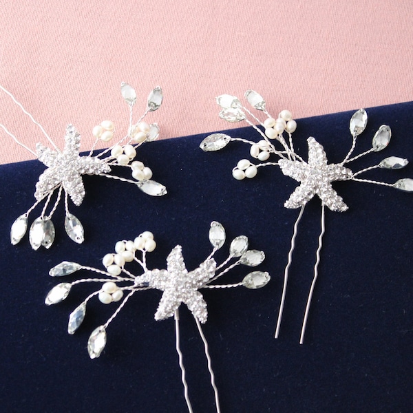 Beach wedding hair pins Bridal hair pins Bridal headpiece Crystal starfish headpiece Star Bridesmaid hair pin Silver Wedding hair accessory