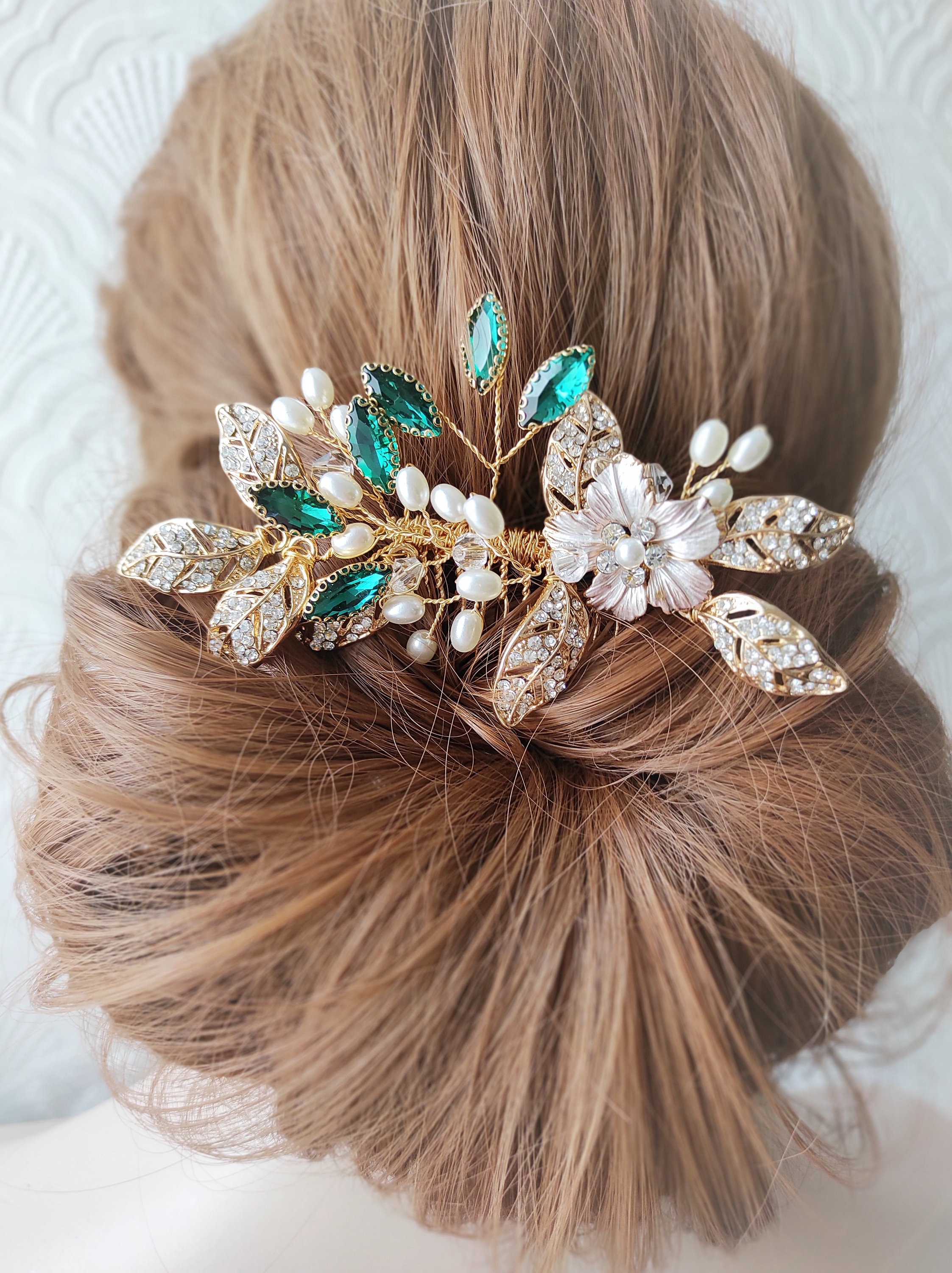 Gold Emerald Bridal hair comb Wedding hair comb Gold leaf Etsy