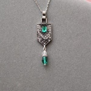 Green Art Deco jewellery set Statement jewellery set Vintage Style Wedding jewelry Prom jewelry  Emerald necklace set 1920s Emerald earrings