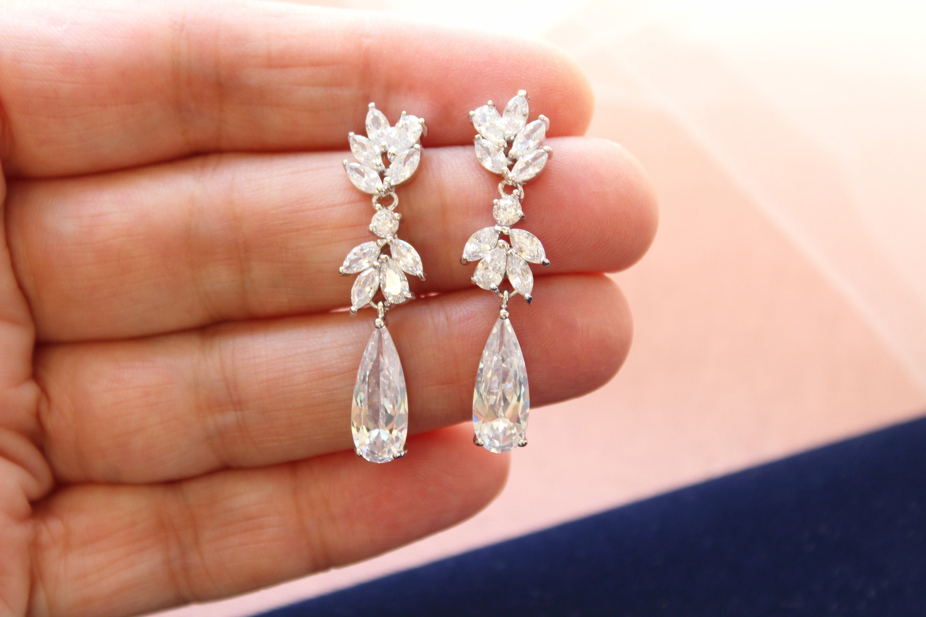 Crystal Drop Bridesmaid Earrings Zirconia drop Bridal earrings Etsy.de