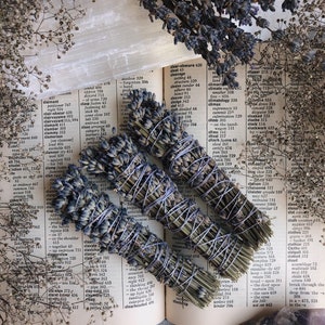 English Lavender Smudge Stick Smoke Cleanser Witch Holiday Gift
