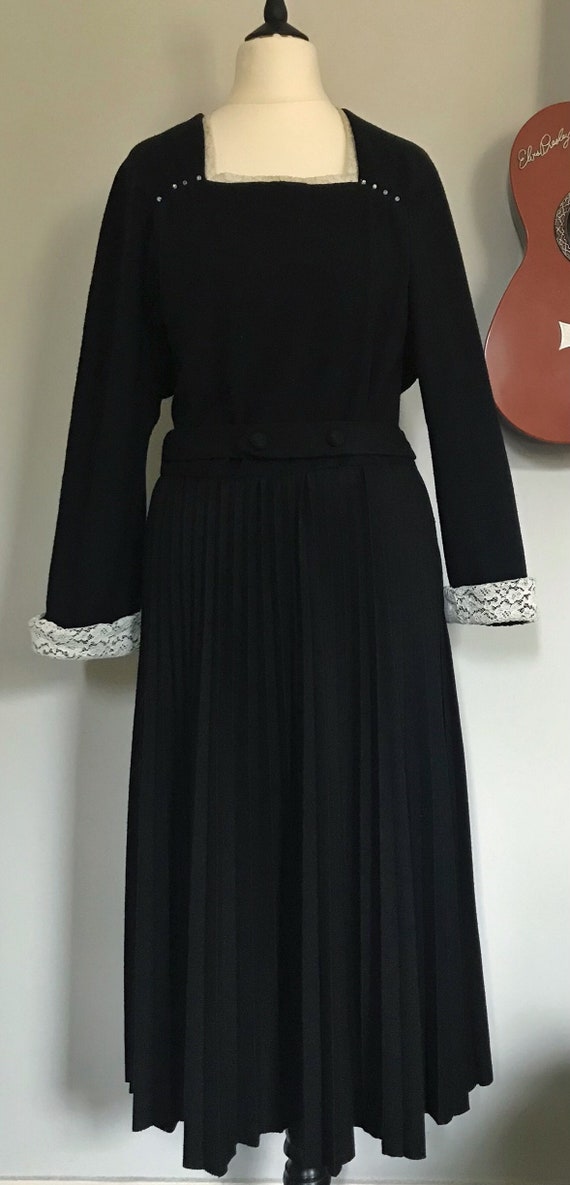 Vintage original 1940s M Black Wool Pleated Dress