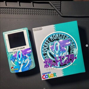 Suicune Custom Made Nintendo Gameboy Color z pasującym pudełkiem GBC