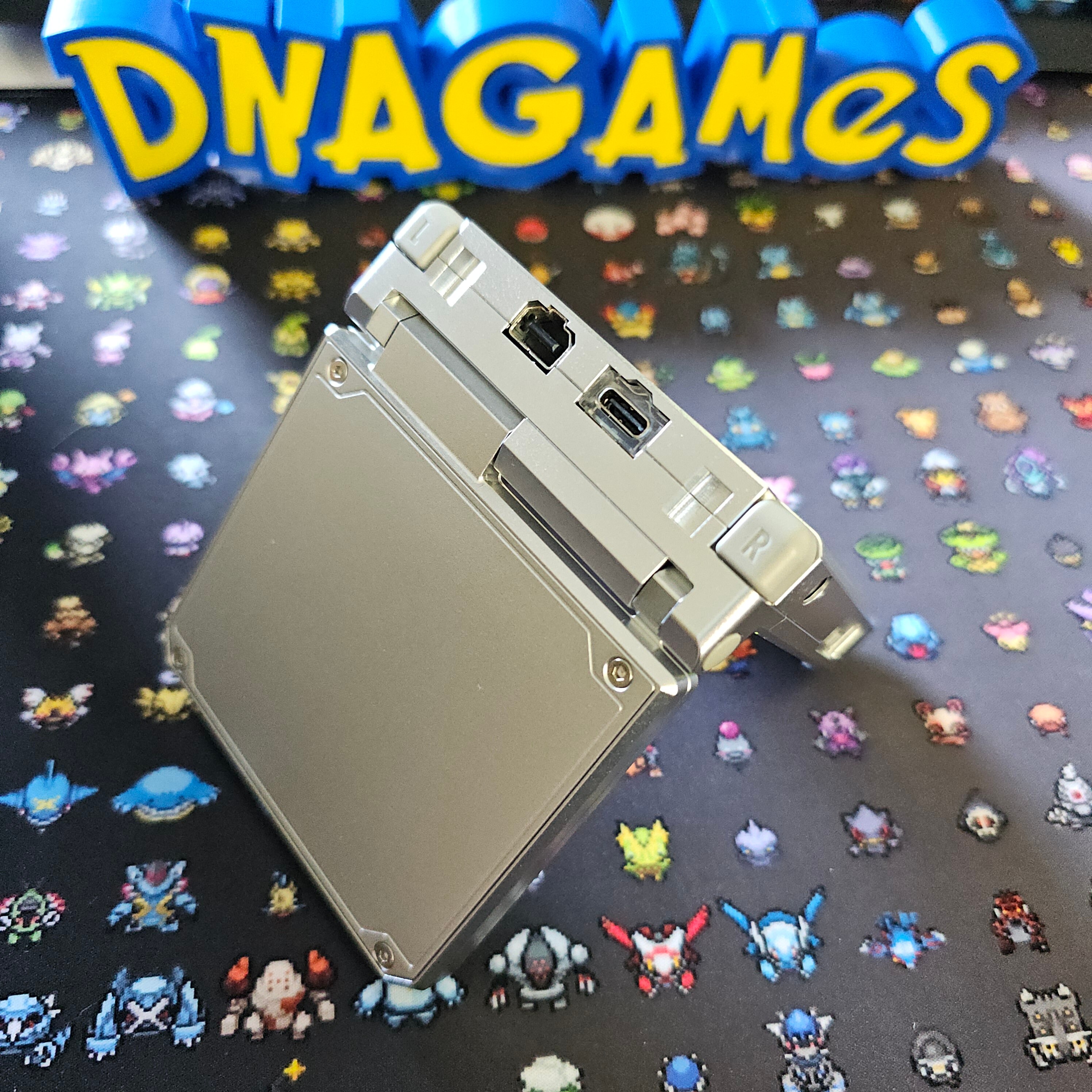 Silver on Silver Boxy Pixel Metal Gameboy Advance SP (HINGED ...