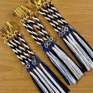 Czarno-białe skręcone frędzle Bachaar/Tzitzits