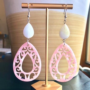 Elegant Pink Mother of Pearl Tear Drop Earrings