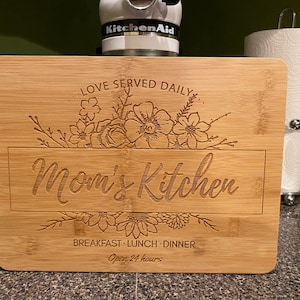 Engraved Bamboo Cutting Board for Mom, Christmas Birthday Mother&#39;s Day Gift, Decor for Grandma&#39;s Kitchen, Custom Cutting Board For Nana