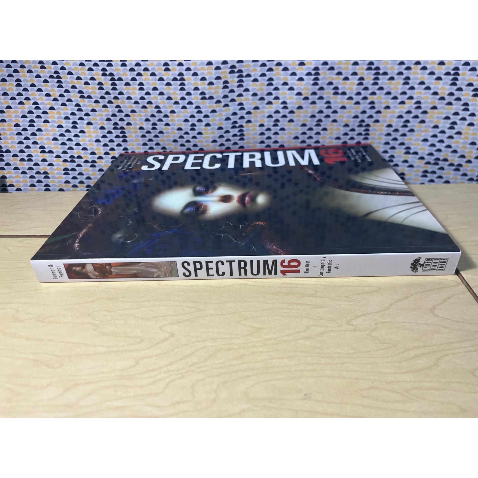 希少【Spectrum 16:The Best in Contemporary】 Spectrum #16 - the Best in Contemporary Fantastic Art - Paperback
