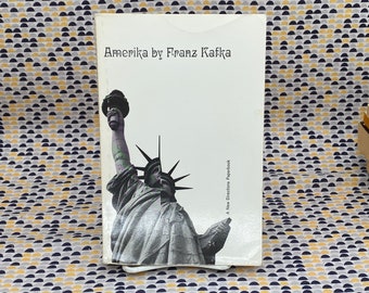 Amerika - Franz Kafka - Vintage Paperback Book - New Directions Edition