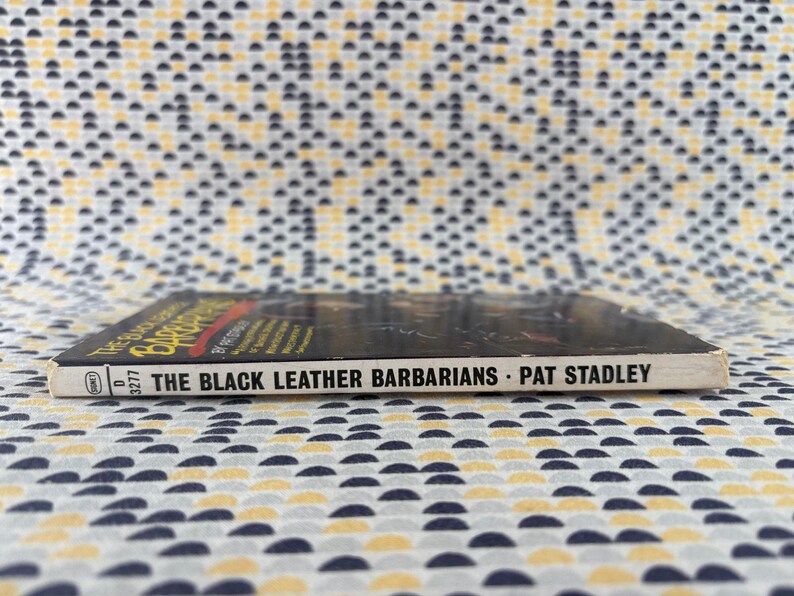 The Black Leather Barbarians - Pat Stadely - Vintage Paperback Book - Signet image 3